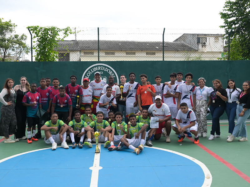 Culminamos con éxito torneo intercolegial de fútbol sala en nuestra sede de Cartagena