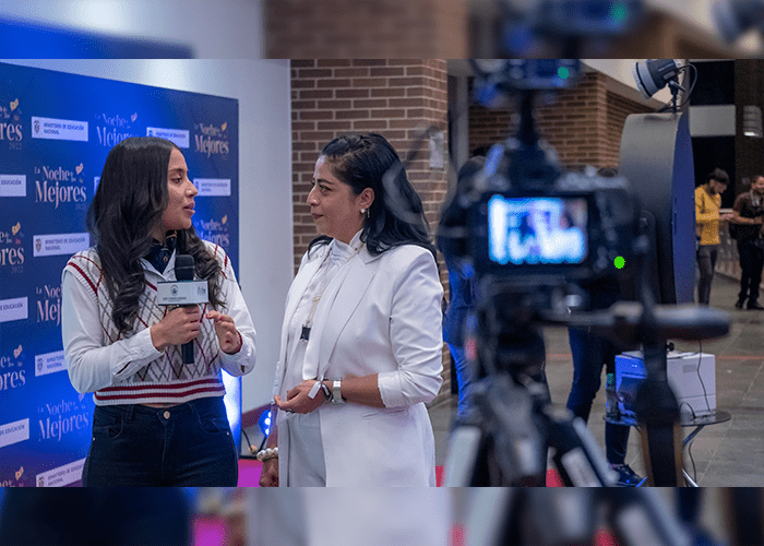 Los Libertadores recibe oficialmente Acreditación Institucioal de Alta Calidad en La Noche de los Mejores_40