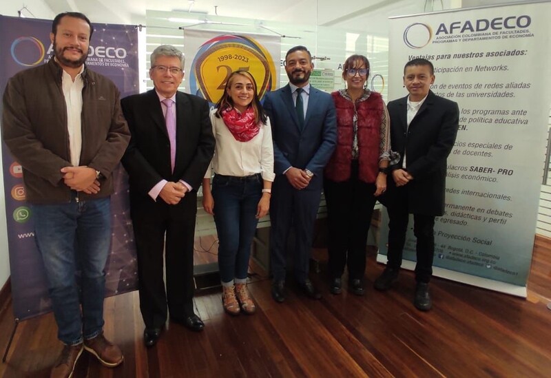 El decano de la Faculta de Ciencias Económicas, Administrativas y Contables, Dr. Álvaro Mercado, fue nombrado presidente de AFADECO