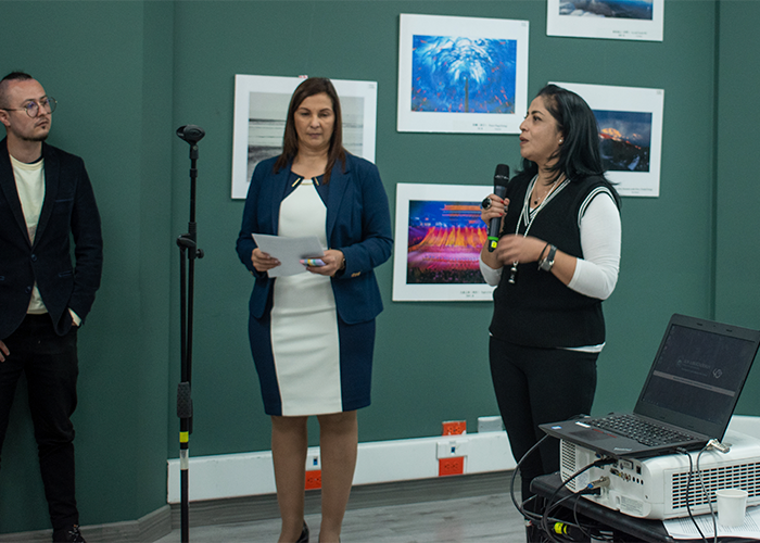 Relanzamiento Biblioteca Primer dia_14