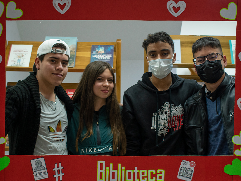 Relanzamiento Biblioteca