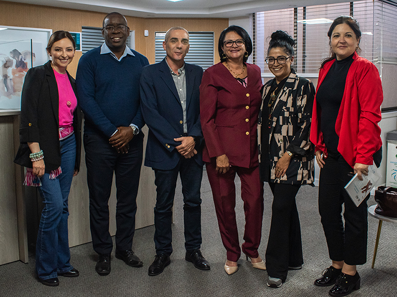 Visita representantes Ministerio de Educación Superior de Cuba
